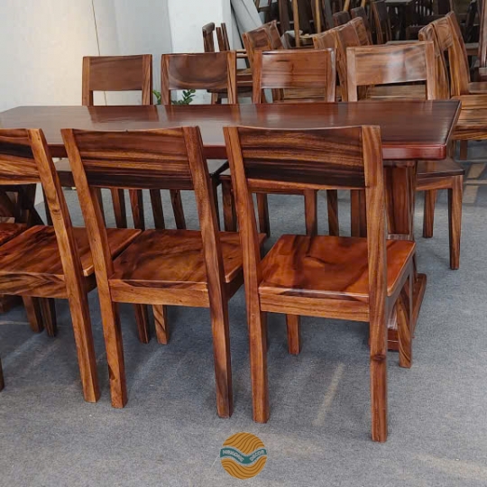 Bàn ăn gỗ me tây nguyên tấm và 8 ghế đai me tây