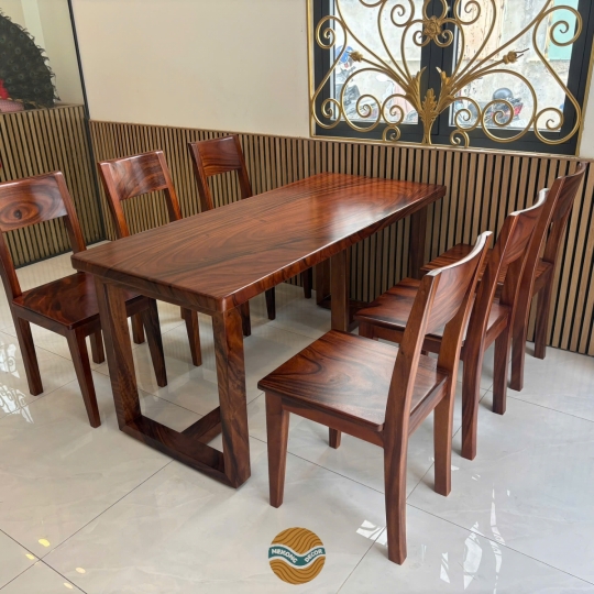 Bàn gỗ me tây nguyên tấm 6 ghế đai sang trọng