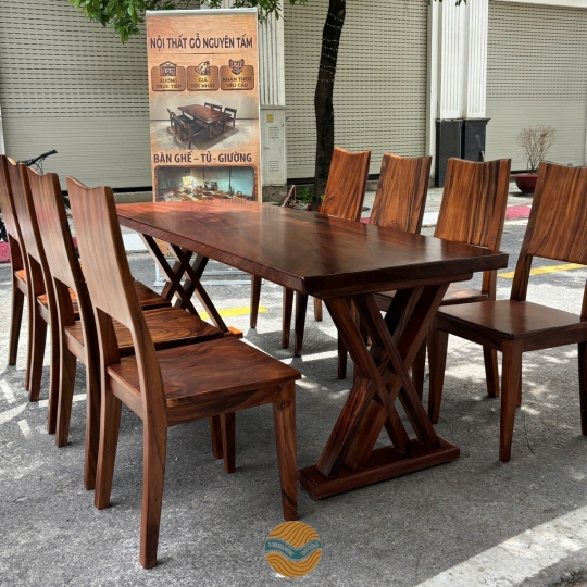 Bàn ăn gỗ me tây nguyên tấm chân 2X và 8 ghế đai me tây 