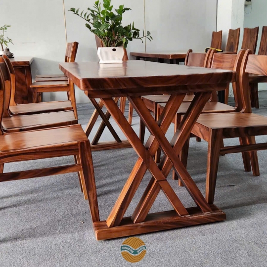 BÀN ĂN GỖ ME TÂY NGUYÊN TẤM 6 GHẾ BELLA